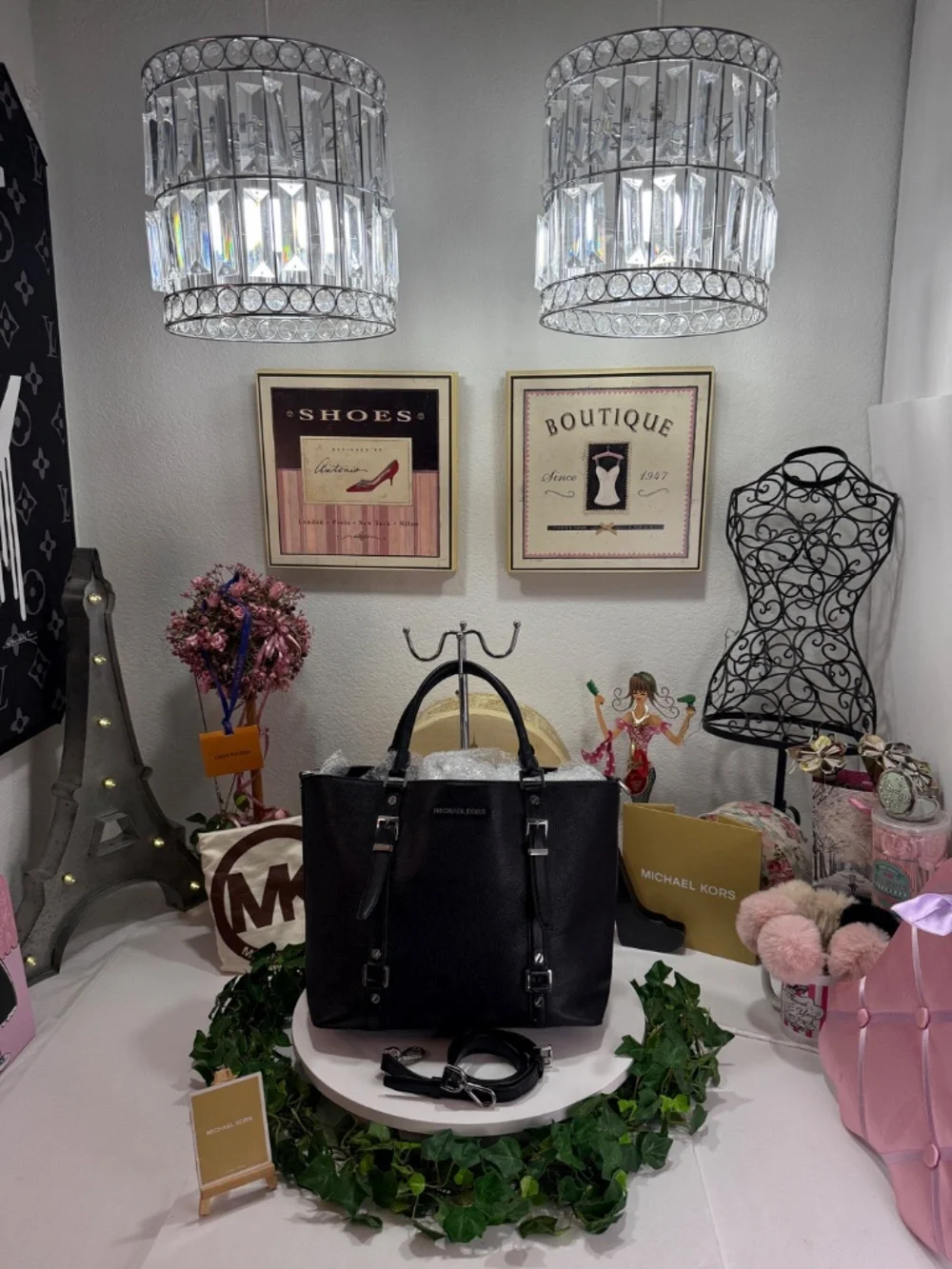 SASSY MICHAEL KORS PEBBLED LEATHER BLACK 2-WAY HANDBAG! MSRP $478